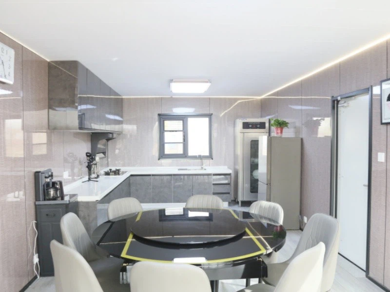 Innovative Container3